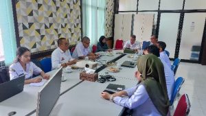 Read more about the article Inspektorat Melakukan Kegiatan Probity Audit Peningkatan Struktur Jalan Tayan – Meliau Tahun Anggaran 2025