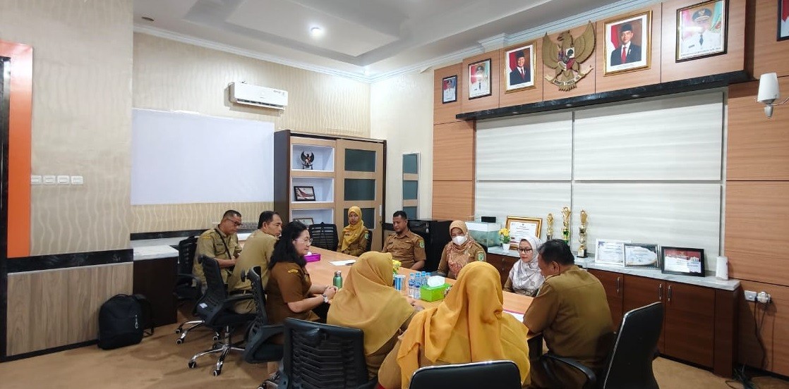 Read more about the article Inspektorat Kabupaten Sanggau Melakukan Konfirmasi Dan Permintaan Data Kepada Dinas Pekerjaan Umum dan Penataan Ruang (PUPR) Dalam Pelaksanan Reviu Belanja Honorarium Tah un Anggaran 2025